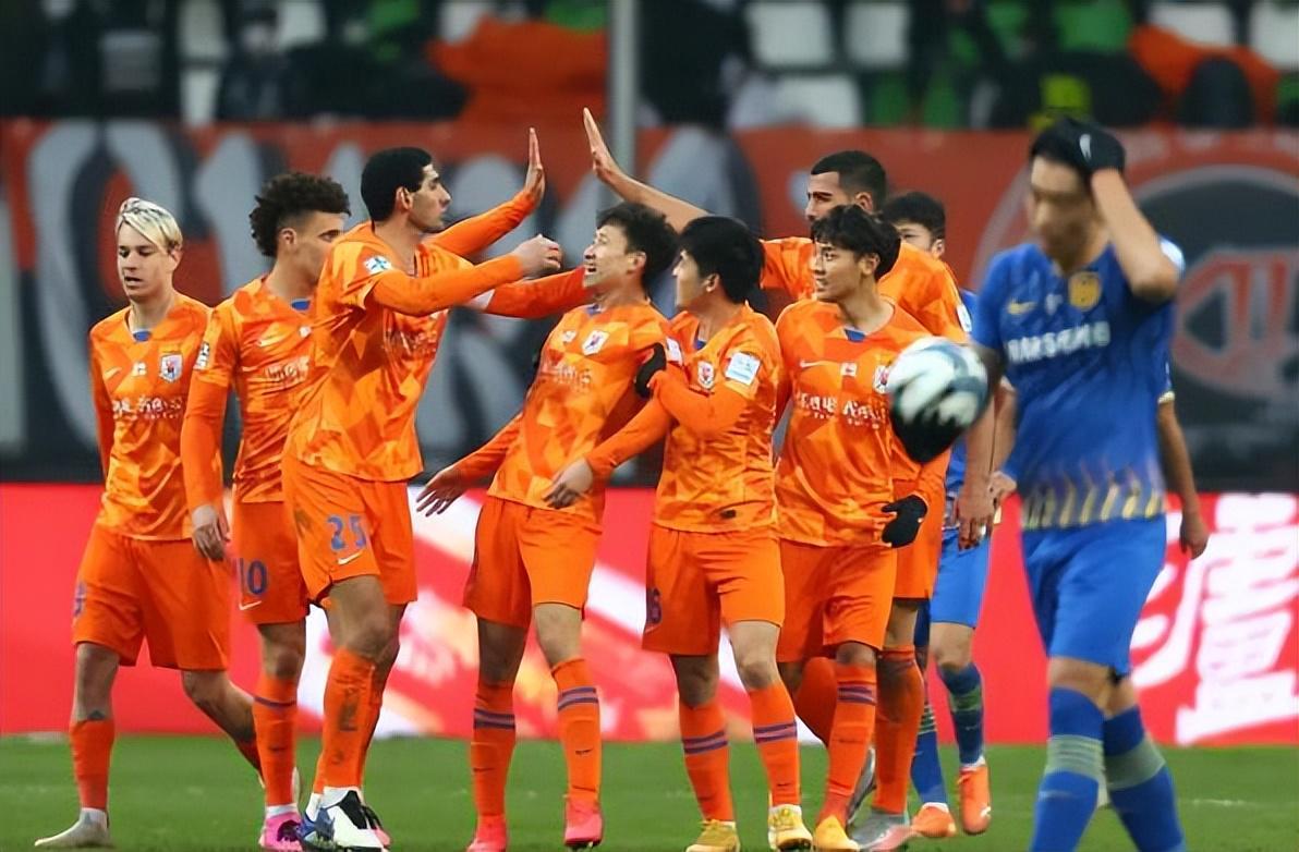 必一运动Bsports-意外!他成鲁能本赛季唯一能踢主力的95大牌青训国脚,引发热议